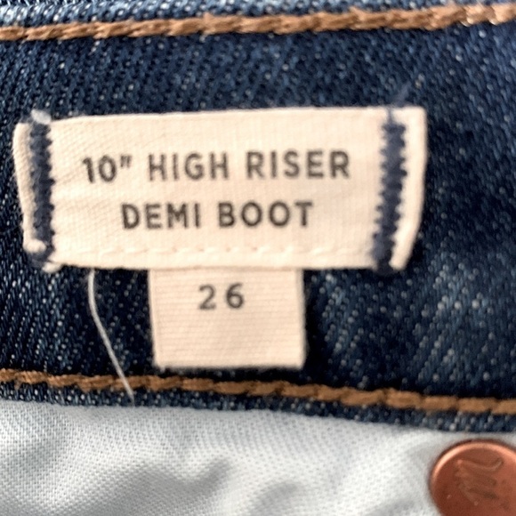Madewell Jeans, Size 26, Blue Denim - Picture 3 of 7